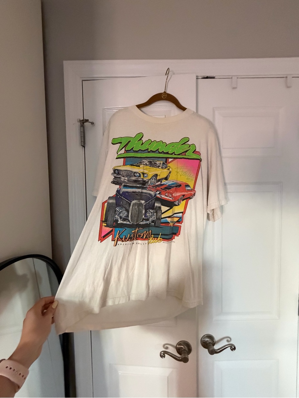 Vintage-Style Graphic Tee with Retro Car Print